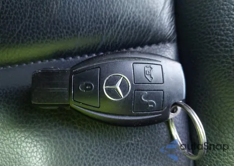 2016 Mercedes-Benz Metris from USA, damaged, VIN WD4PG2EE6G3102976